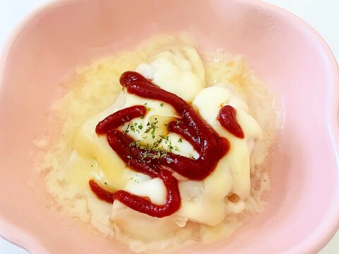 市販の餃子で簡単!チーズのせ餃子